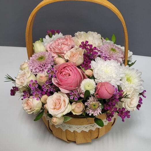 Корзина с цветами 54