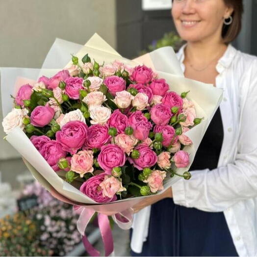 94. Букет из кустовых роз