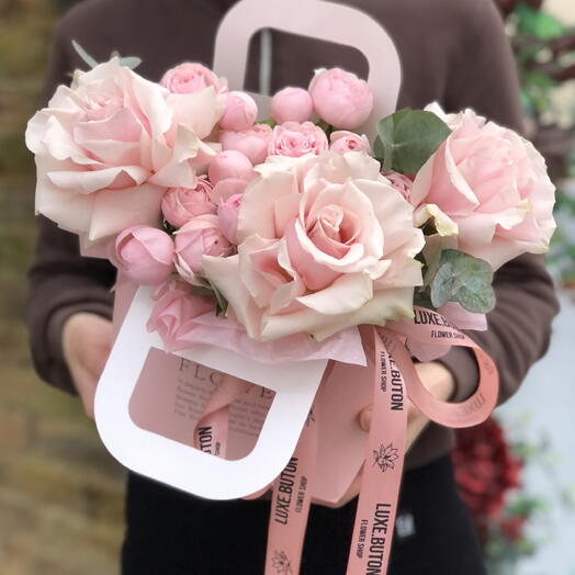 🌸🌸🌸Сумочка fresh flowers с пионовидными кустовыми розами