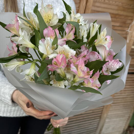 Bouquet of alstroemeria