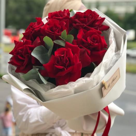Букет с крупными розами Казань