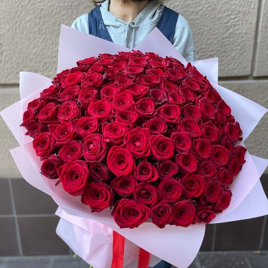 Ramo de 101 Rosas rojas de 70 cm