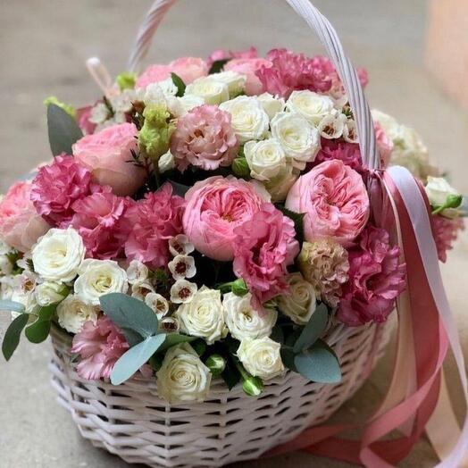 Basket with flowers