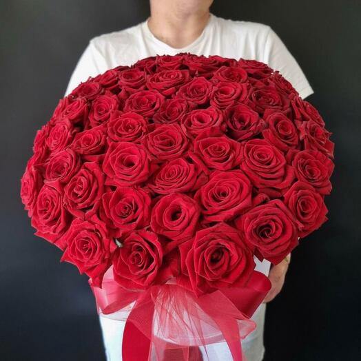51 Gorgeous roses in a box