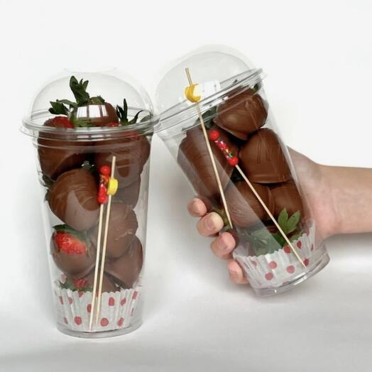 Chocolate strawberries in a glass