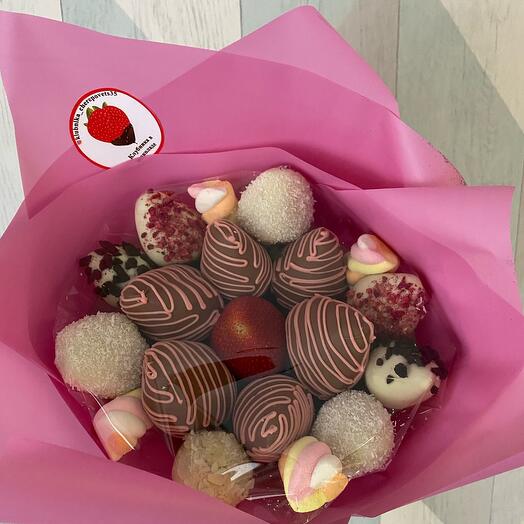 Bouquet of 15 strawberries