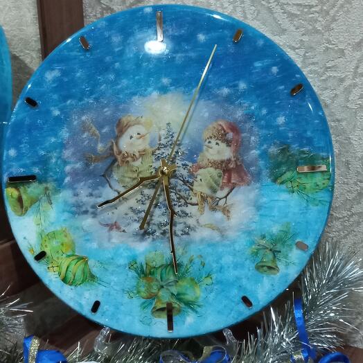 Новогодние часы