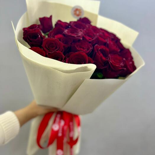 Букет "Ягодный праздник" от цветочного магазина Оранж Алматы