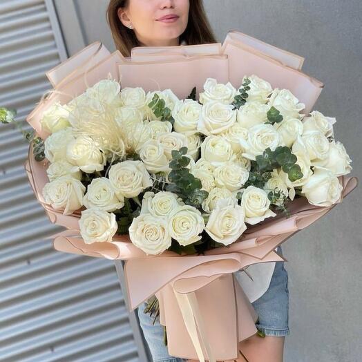Ramo de rosas blancas 45 piezas