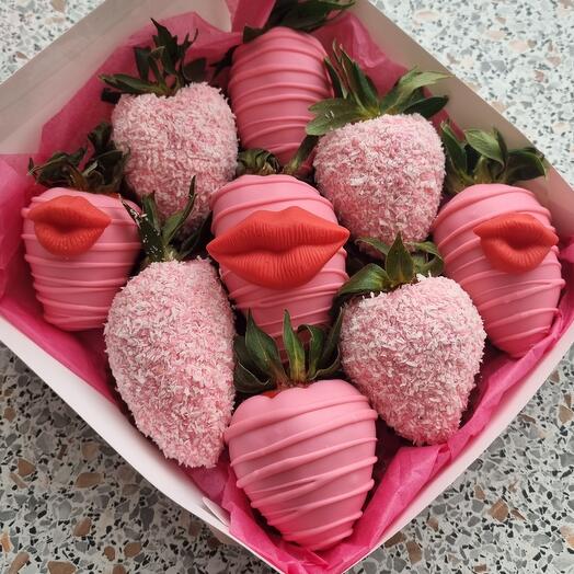 Клубника в шоколаде/Поцелуй любви 💘