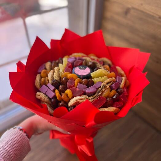 Букет из сухофруктов