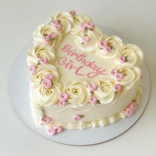 Vintage Lambeth-style heart 2 kg cake with ruffles and roses