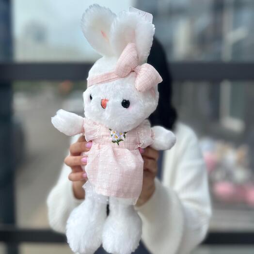 Зайка с бантиком белый