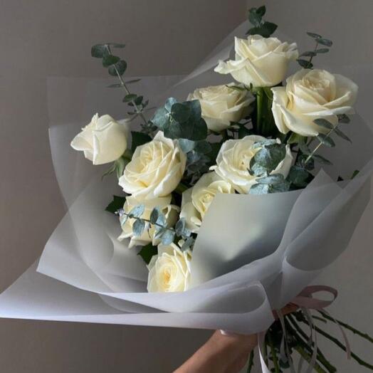 Белые розы 9