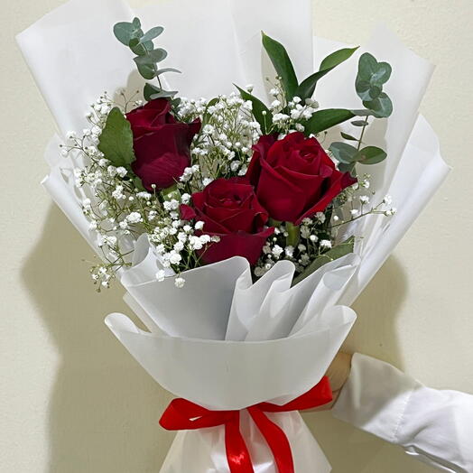 3 Red Rose Bouquet