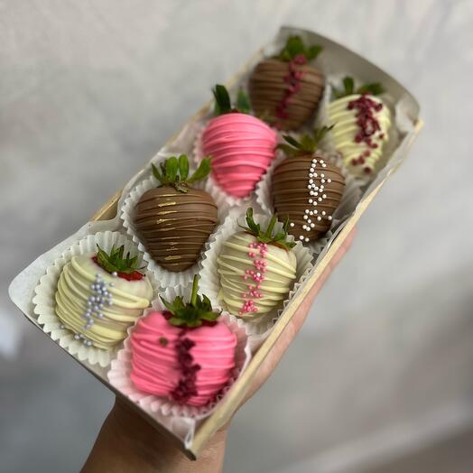Клубника в шоколаде 8 шт