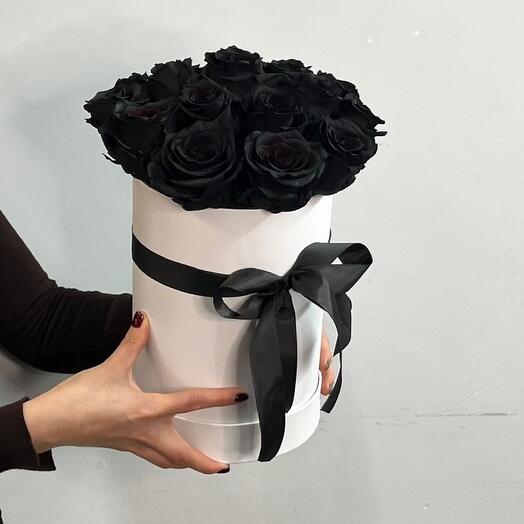Rosas negras en una Caja de sombrero