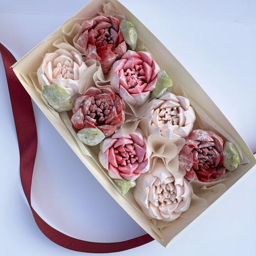 Коробочка с зефирными цветами осени