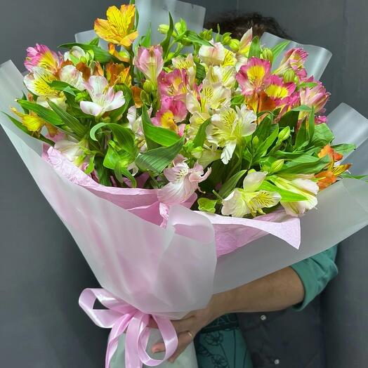 Ramo de alstroemeria