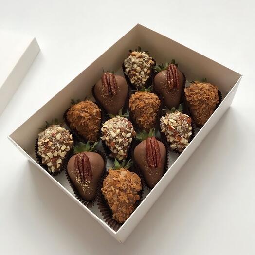 Клубника в шоколаде «Pecan» 12-16 штук