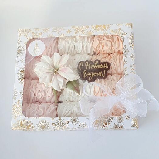 Новогодний подарок зефир Ассорти и шоколад