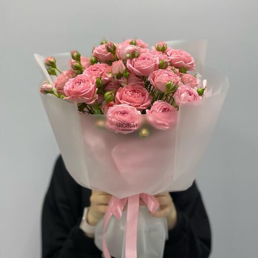 Букет из 5 кустовых роз