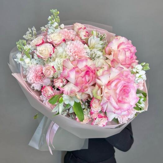 Розовый Зефир 💕(Французские розы, гортензии,кустовые розы,альстромерия, ароматная маттиола)
