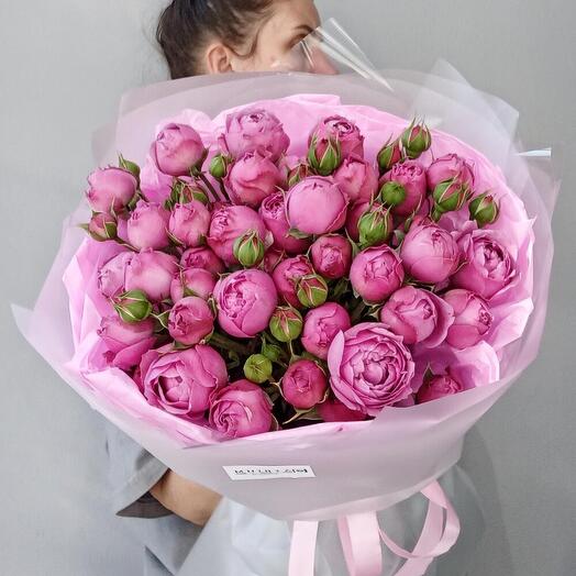 Букет из кустовых пион. роз