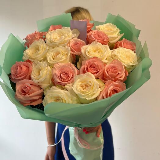 Букет микс роз 21 штука