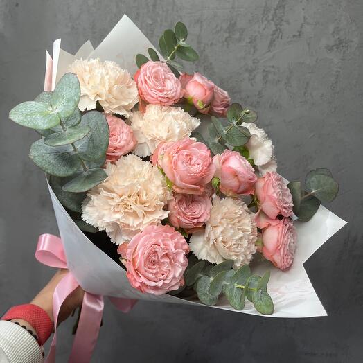 The most delicate bouquet with dianthus and bushy peony rose "Hugs"