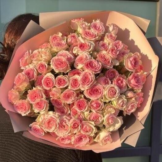 Монобукет кустовых роз «Аморе»