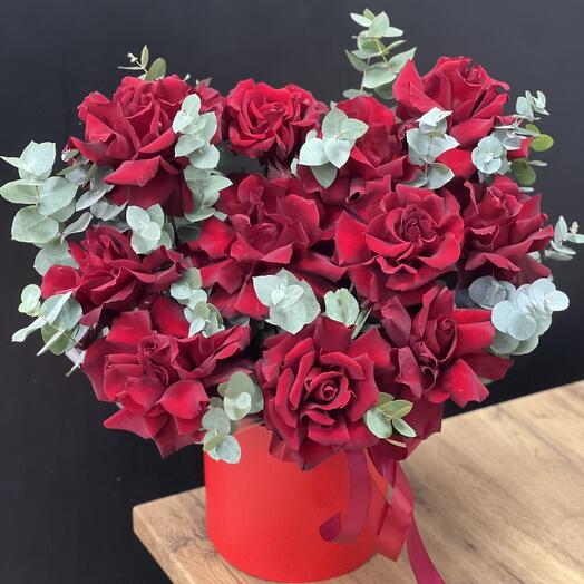Red French roses in a box "My Universe"
