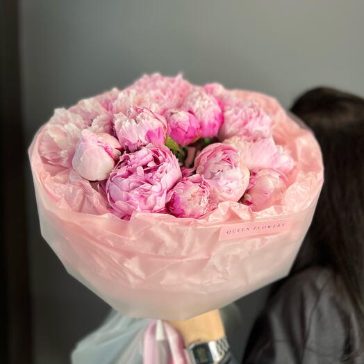 Моно из 15 нежных пионов