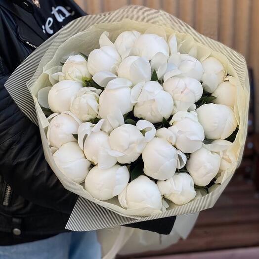 Букет из белых пионов 25 шт