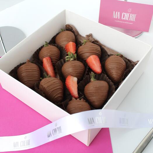 Клубника в шоколаде: «Классика» 9-12 ягод для любимой