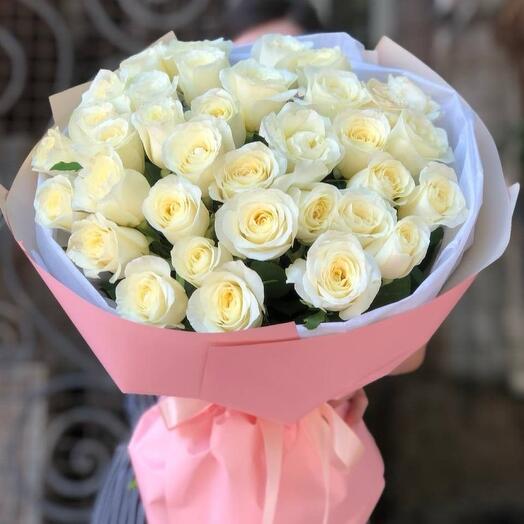 Мона из белых. Роз