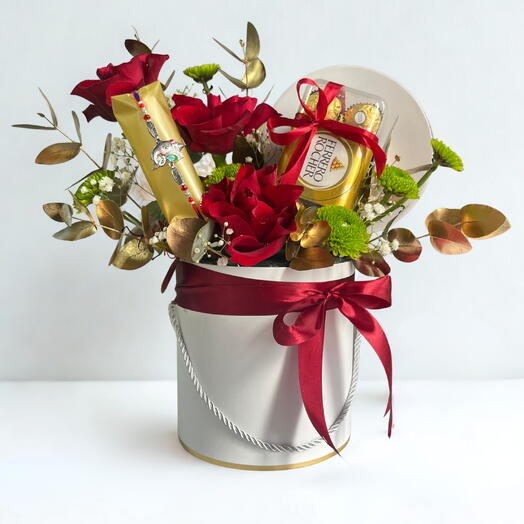 ️ The Ferrero Luxe Box! Red Roses, Golden Eucalyptus   16 Chocolates! The ULTIMATE Surprise! LuxuryGifts GiftBox
