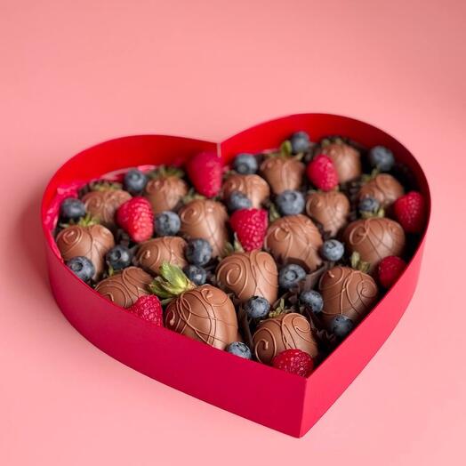 Клубника в шоколаде🍓️ на 8 марта