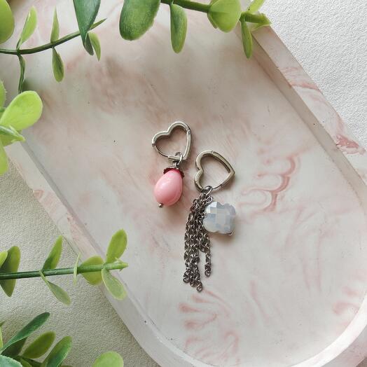 Серьги ассиметричные из майорки и ювелирного стекла