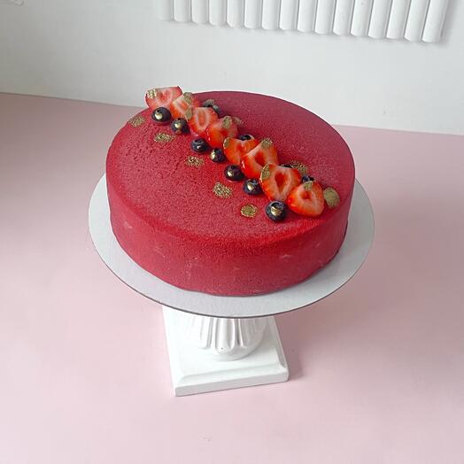 Mousse Cake three chocolates with strawberries