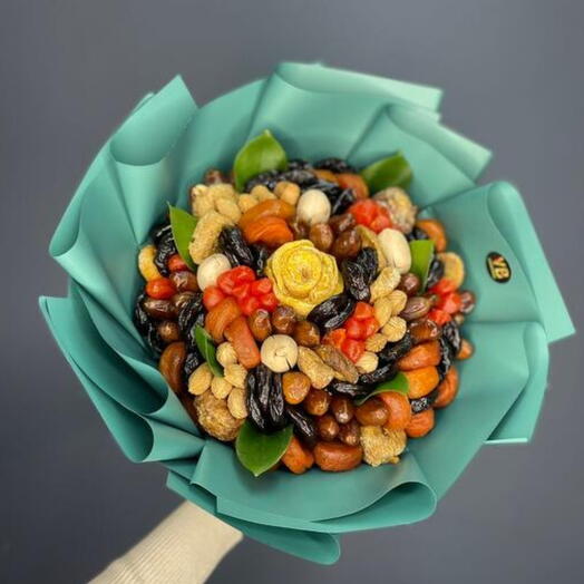 Букет из сухофруктов с манго