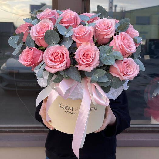 Коробка нежных роз