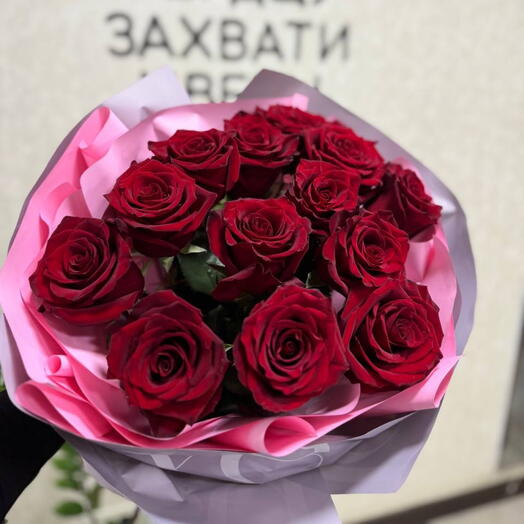 Букет из 13 роз красных