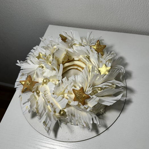 Рождественский подарок/светящийся/ торт на Рождество/ светящийся/заснеженный венок