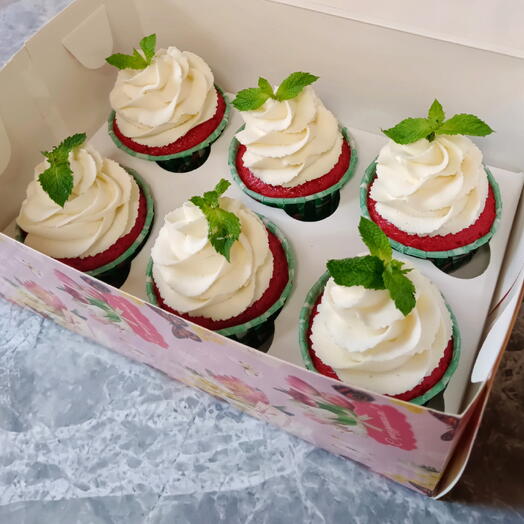 Капкейки красный бархат, набор из 6 шт