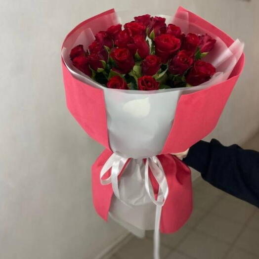 Красные розы кения 21шт