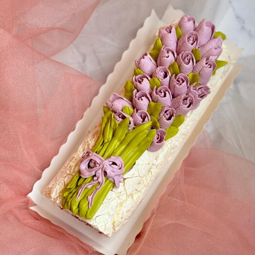 Меренговый рулет "Тюльпаны" в подарок маме, бабушке