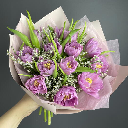 Весна в Провансе - Букет из пионовидных сиреневых тюльпанов