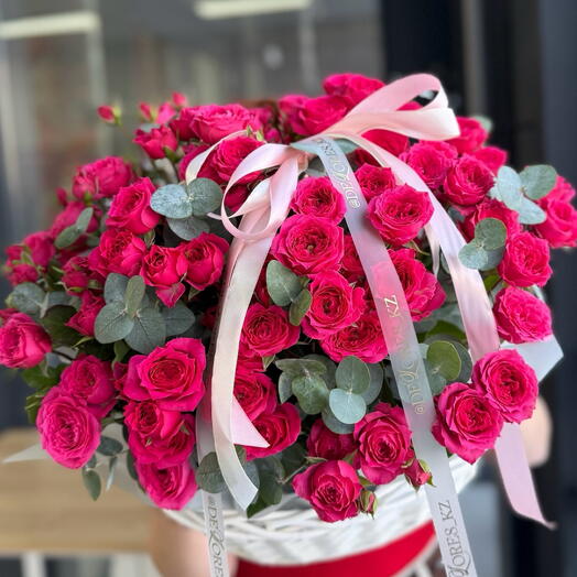 Софи в корзине