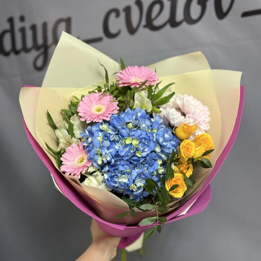 Букет из гортензии